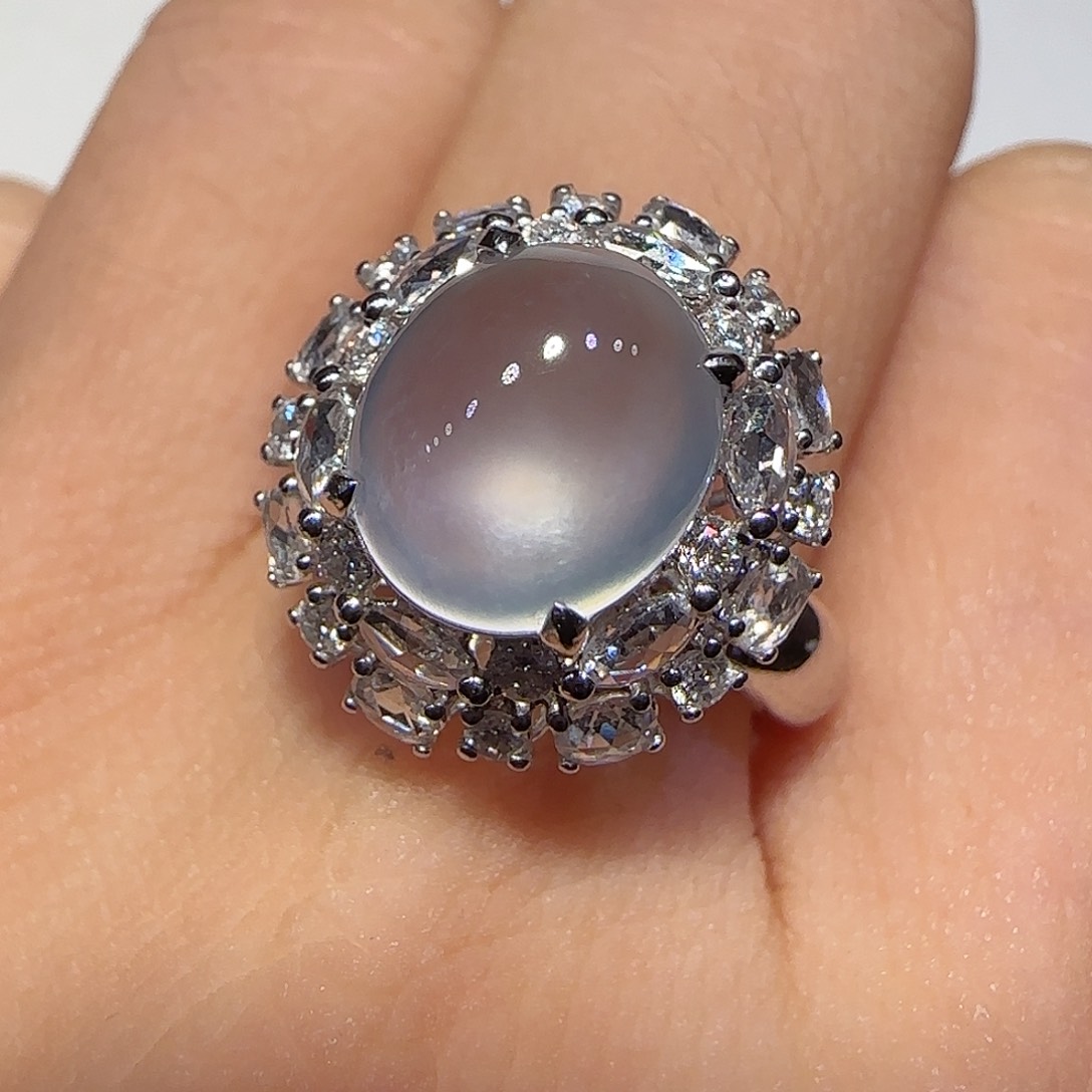 翡翠戒指18K金镶嵌戒指