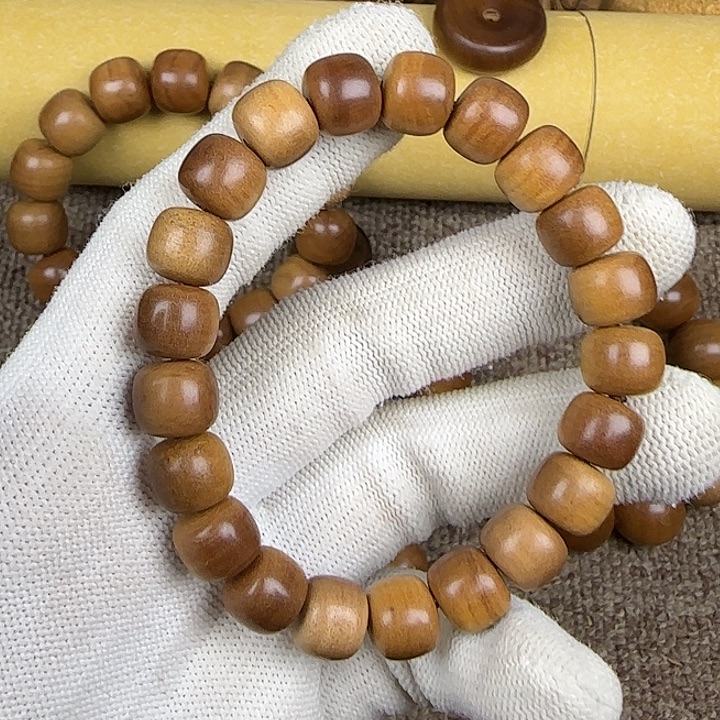 木檀香0910……………………………………