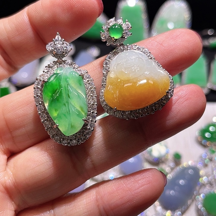 邀***月翡翠银S925镶嵌颈饰