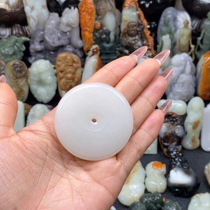 和田玉挂件未镶嵌?**?