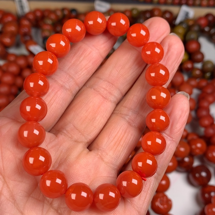 南红玛瑙手链未镶嵌