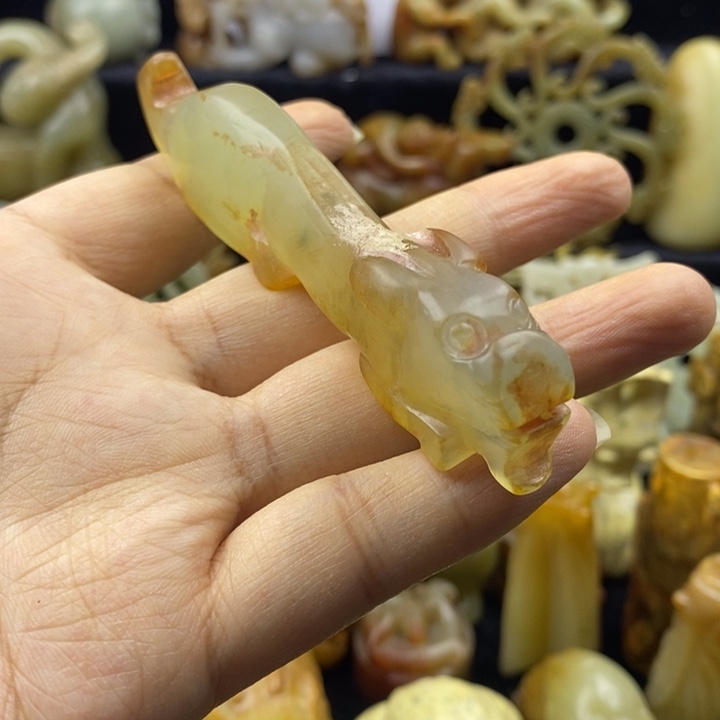 蛇纹石玉颈饰未镶嵌38