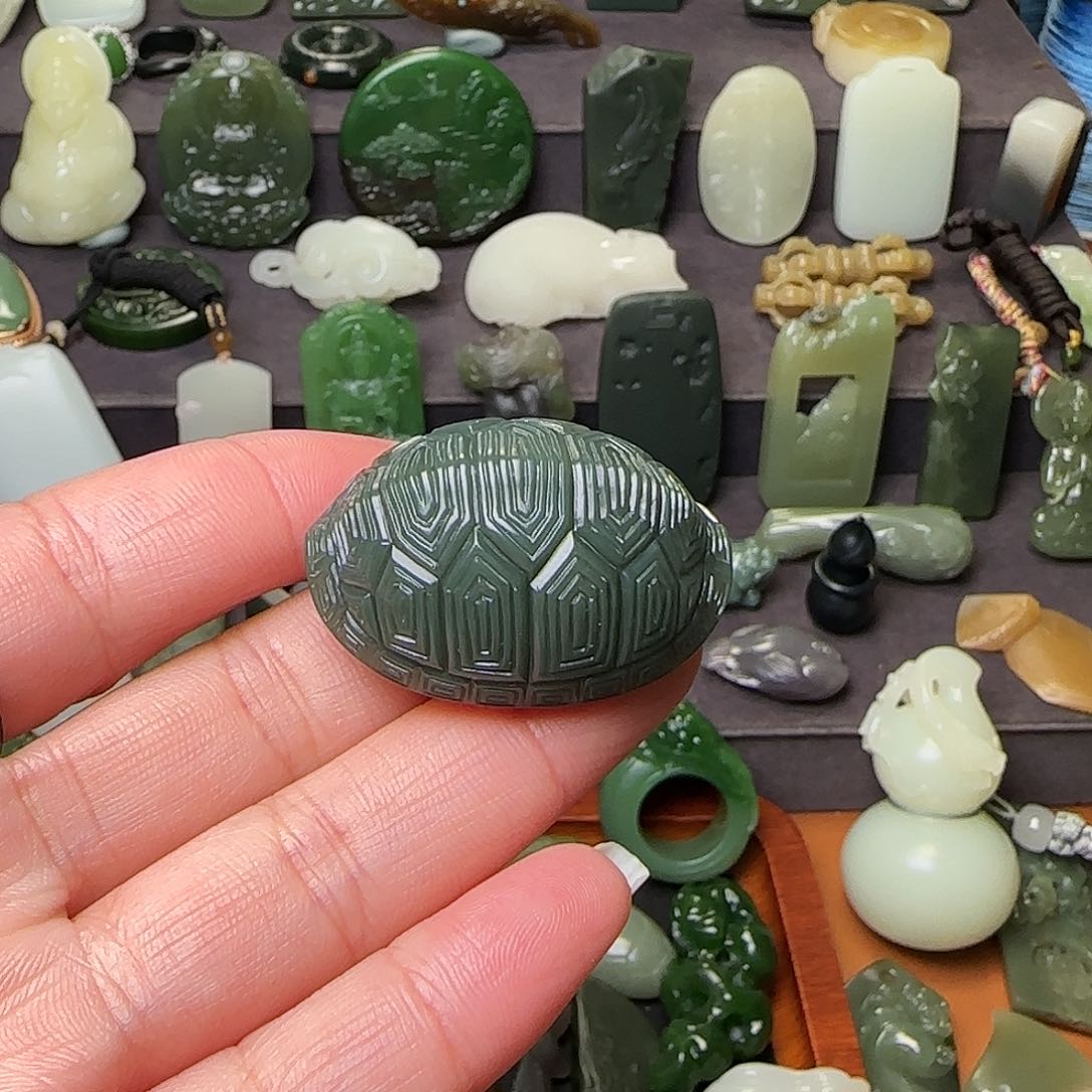 石英质玉颈饰未镶嵌T**G