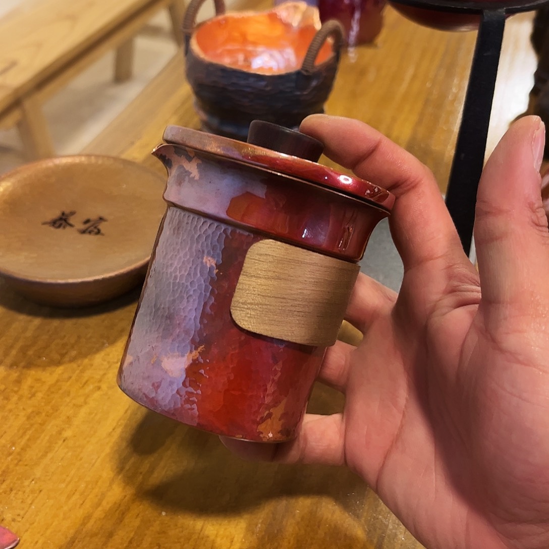 紫铜淬火色手抓壶荣手工锻打工艺