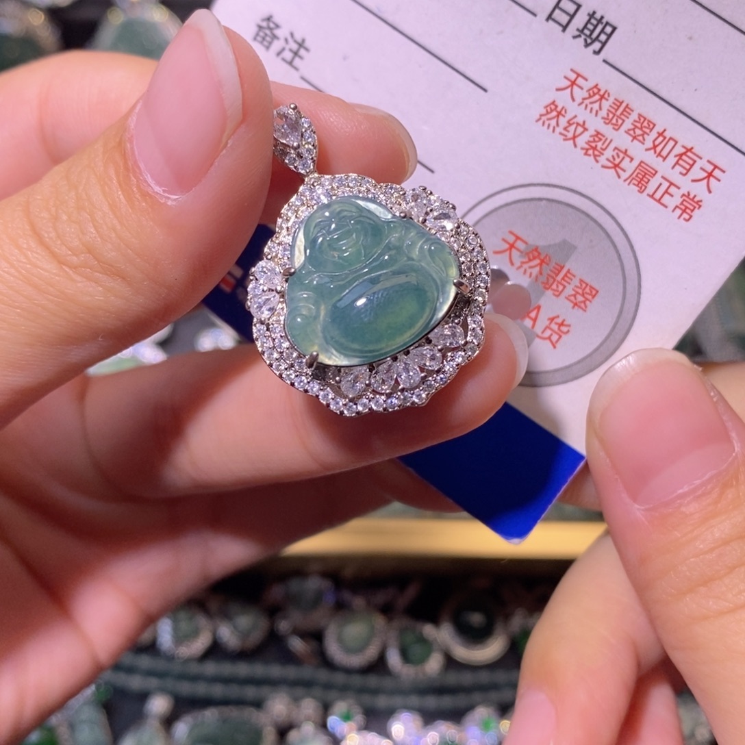 翡翠未镶嵌颈饰天然