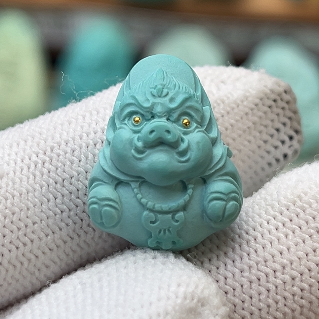 绿松石未镶嵌珠宝奇石傲娇猪