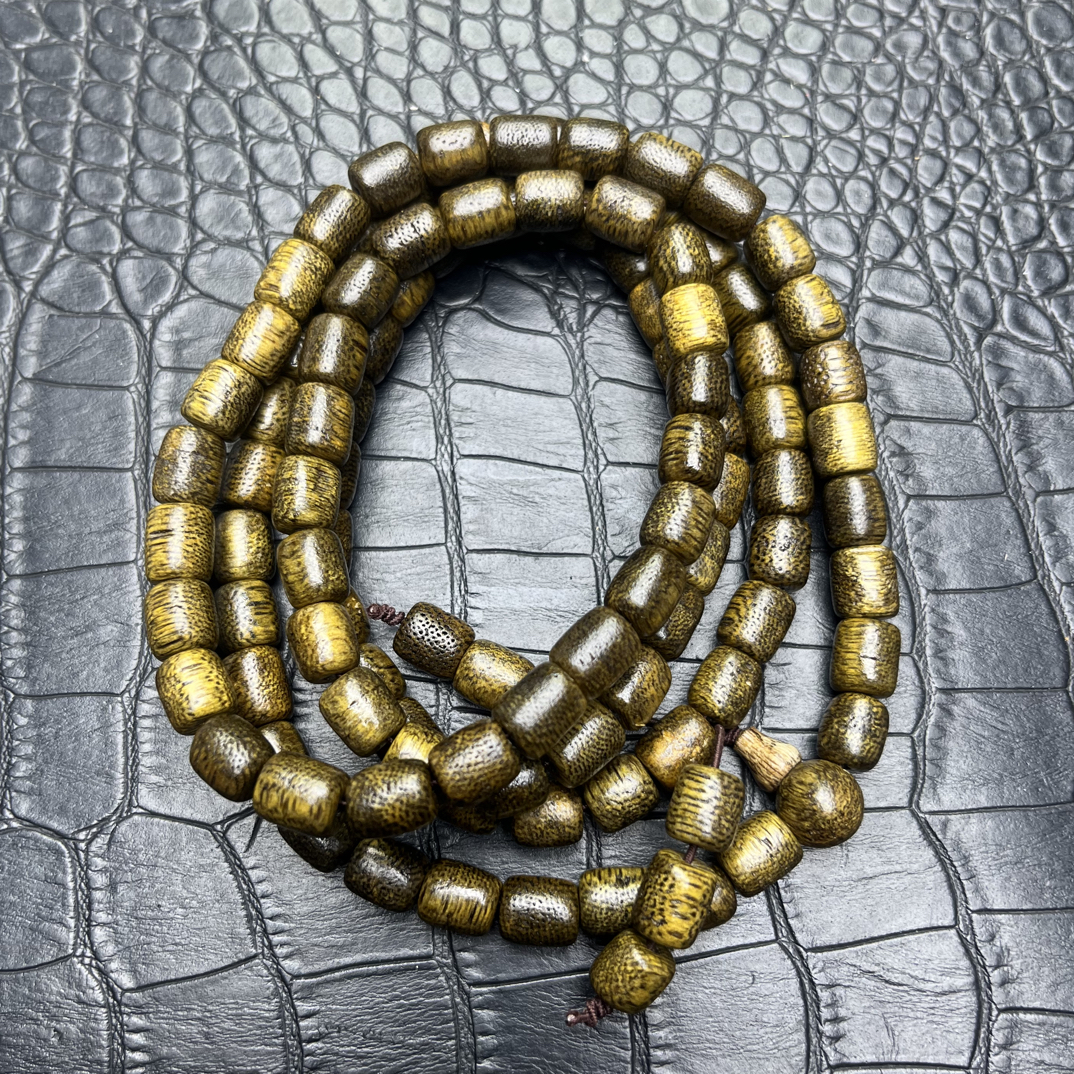 A162印度尼西亚沉香木串8mm