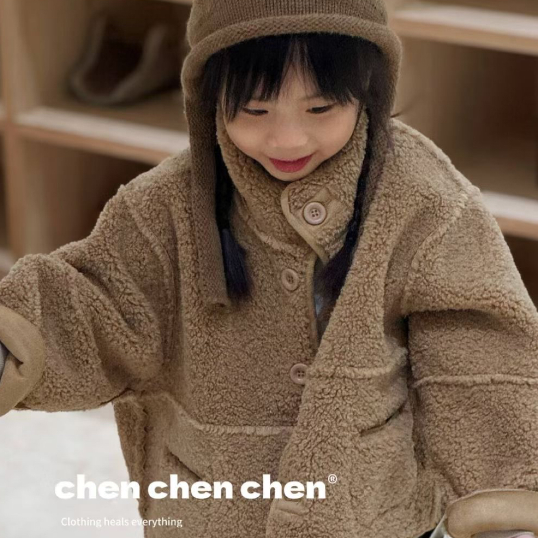 卡卡童品，实体店韩版皮毛一体两面穿经典款外套上衣男女通用