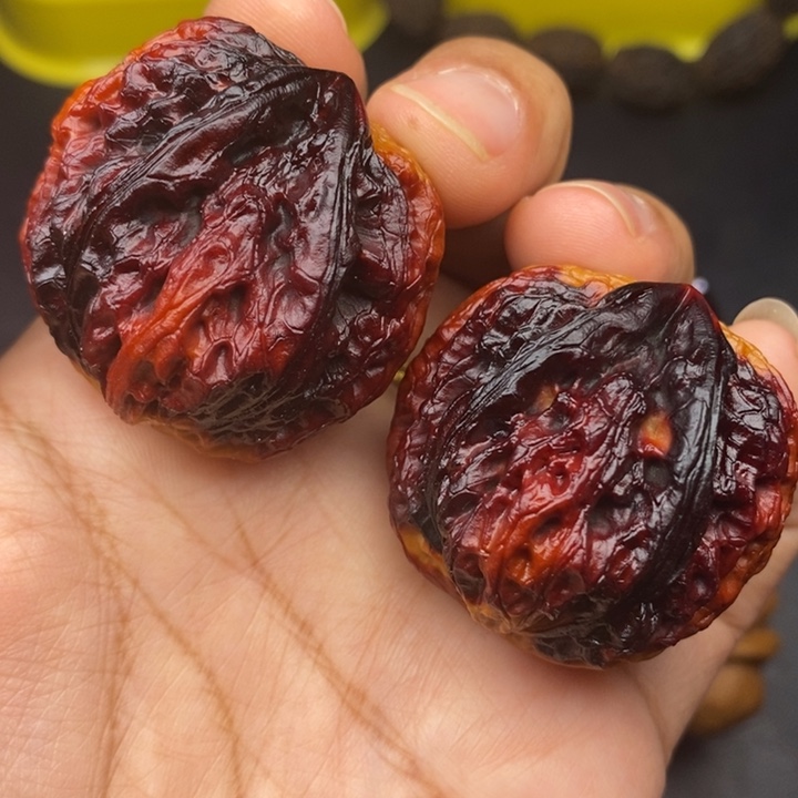 文玩核桃吊坠38尺三棱