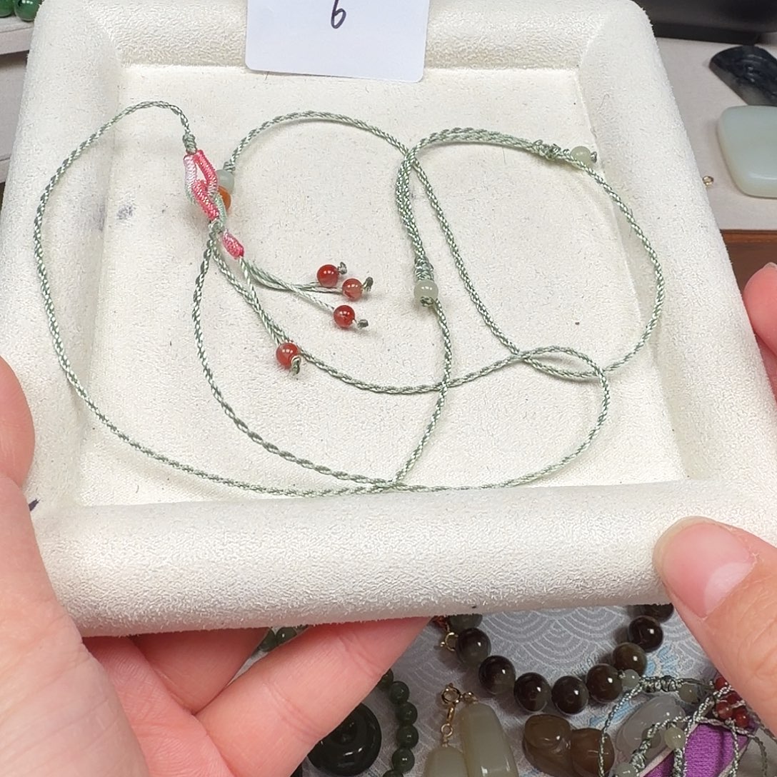 和田玉未镶嵌手链