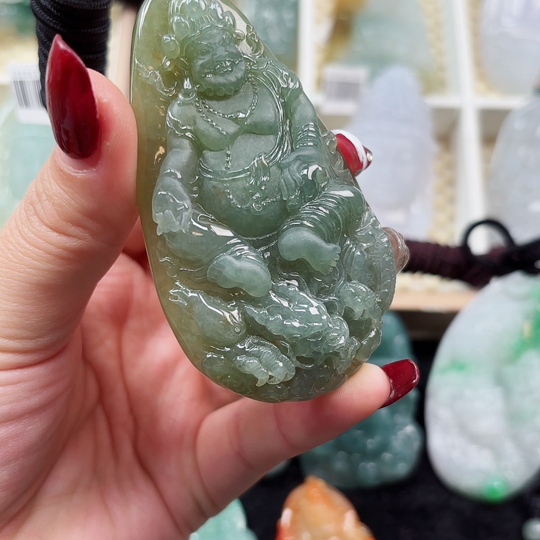 翡翠颈饰未镶嵌富**方黄财神