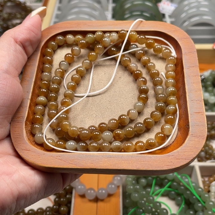 和田玉未镶嵌珠串6mm