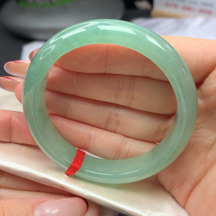 翡翠手镯未镶嵌55正圈