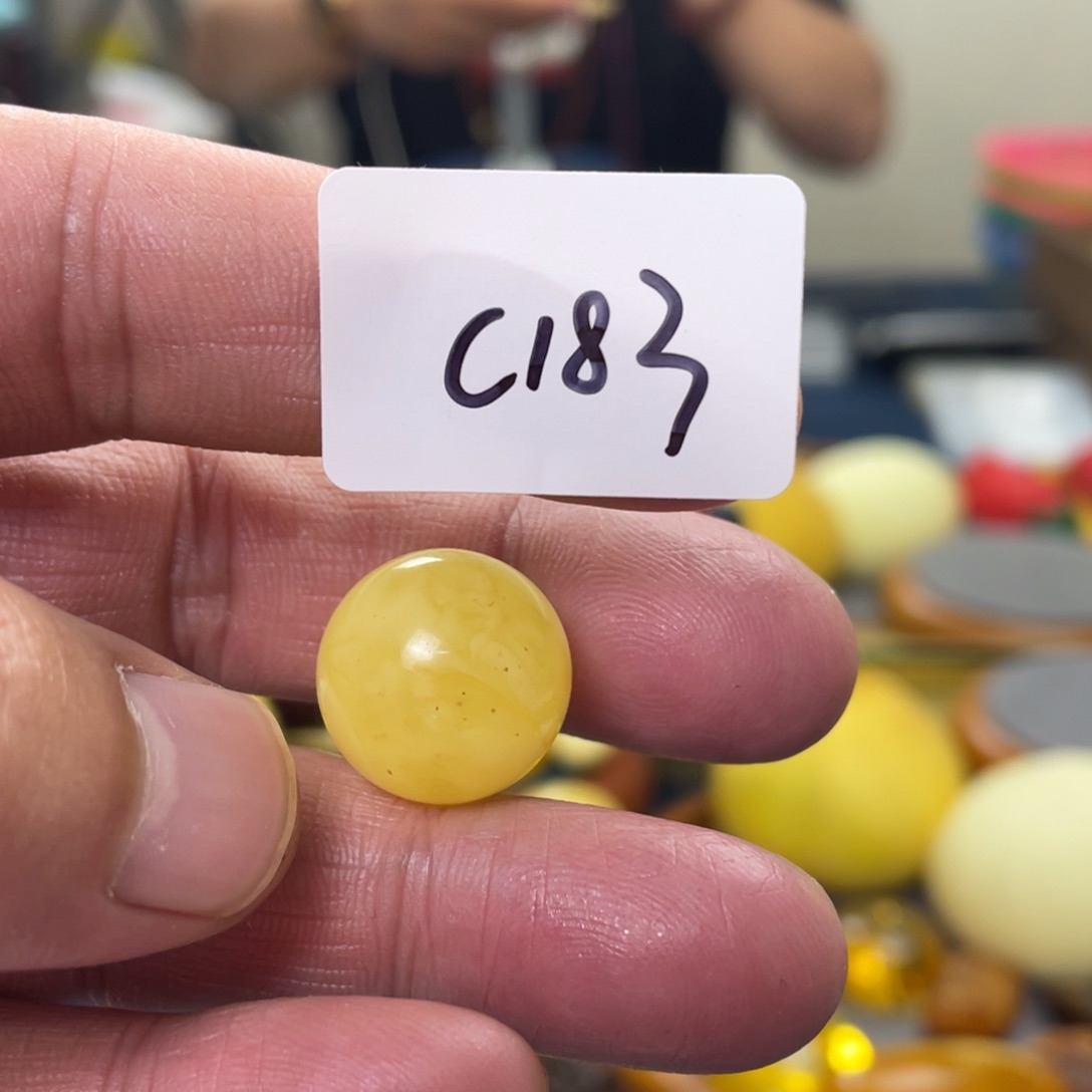 手链琥珀未镶嵌多样性发，发其中一件