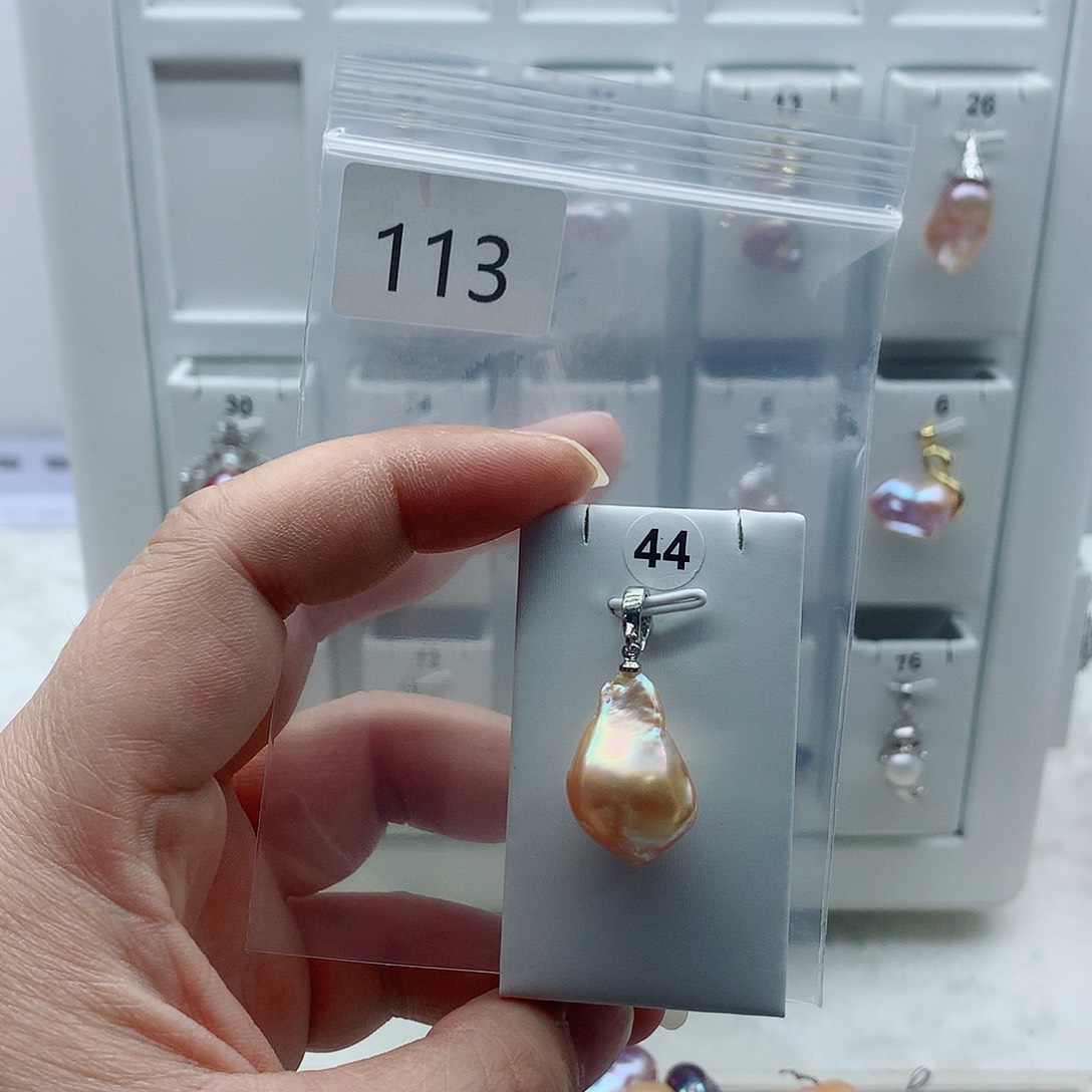 合金淡水珍珠吊坠(不含链)