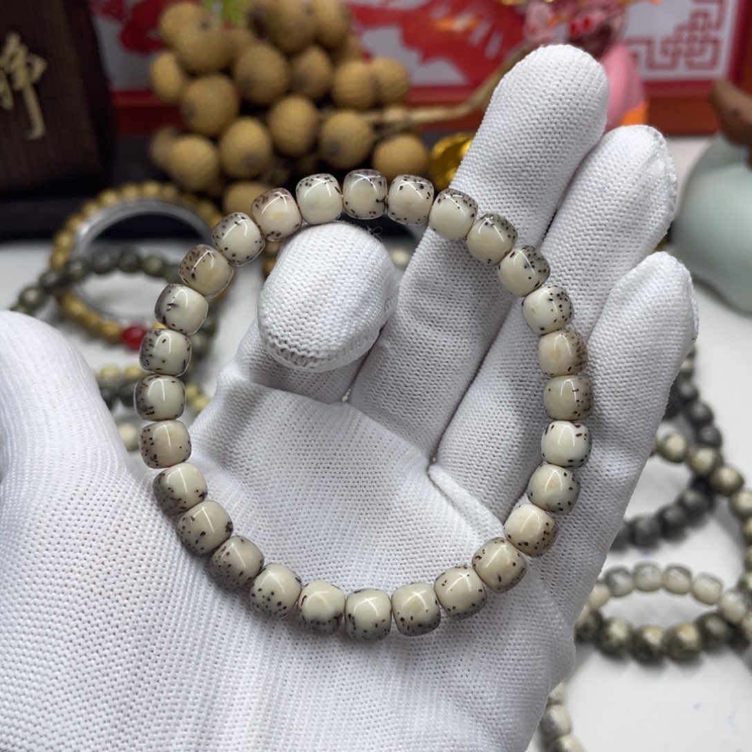 星月菩提手串8mm灰冰河豚
