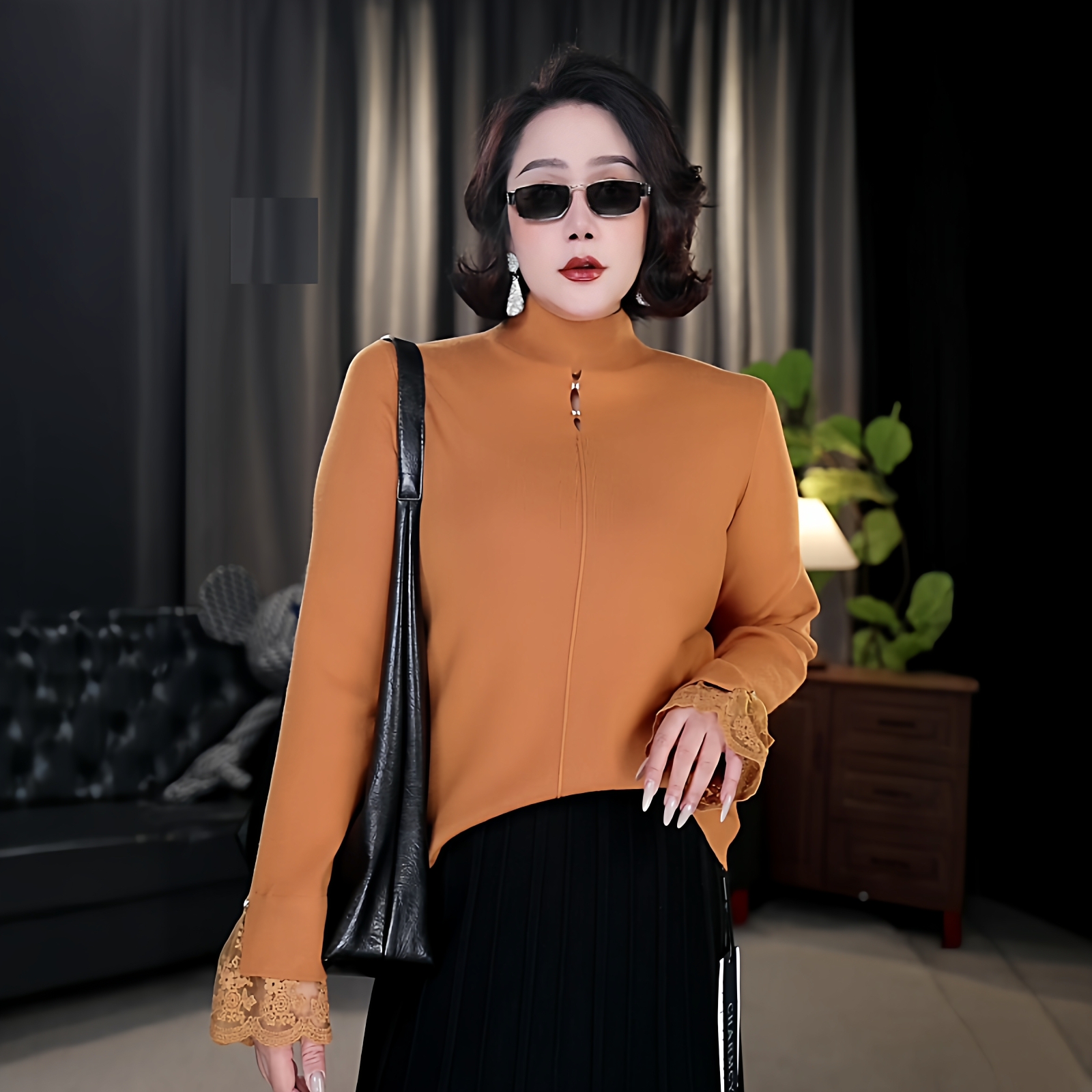 伊馨大码女装2025秋冬新款胖mm女纯欲高领镂空拼接蕾丝边针织上衣