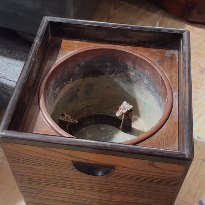 紫砂茶杯青**鱼非常美丽漂亮的物品