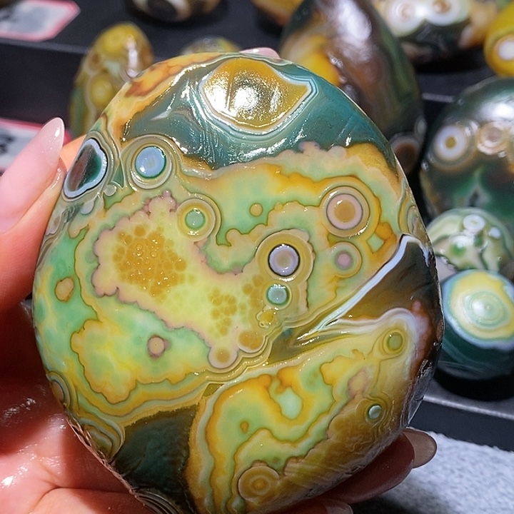 玛瑙/玉髓未镶嵌珠宝奇石25