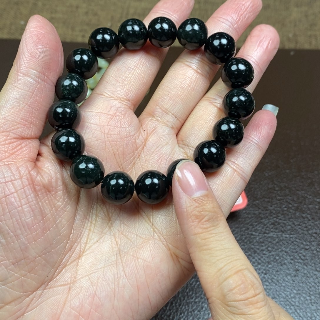 太***啊和田玉（糖玉）未镶嵌手链