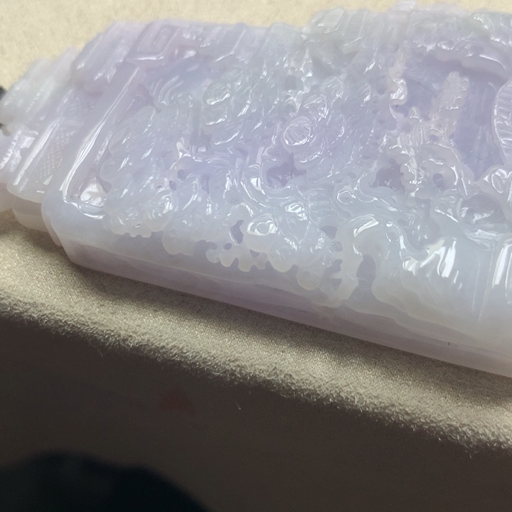 翡翠颈饰未镶嵌吊坠