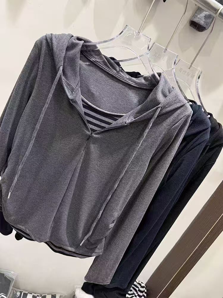 （琳琳家）早秋新款韩系显瘦假两件条纹背心拼接连帽衫长袖T恤女