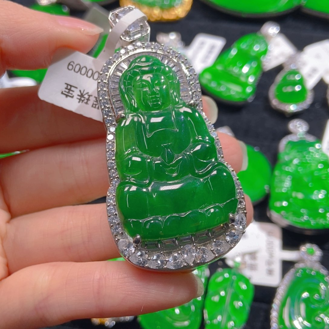 翡翠吊坠(不含链)未镶嵌