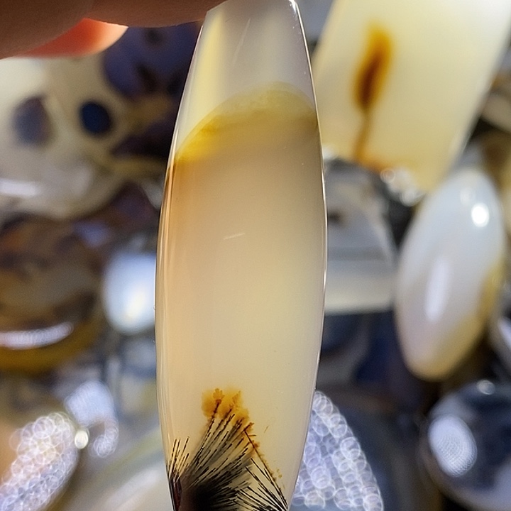 未镶嵌颈饰玛瑙/玉髓梦**裳