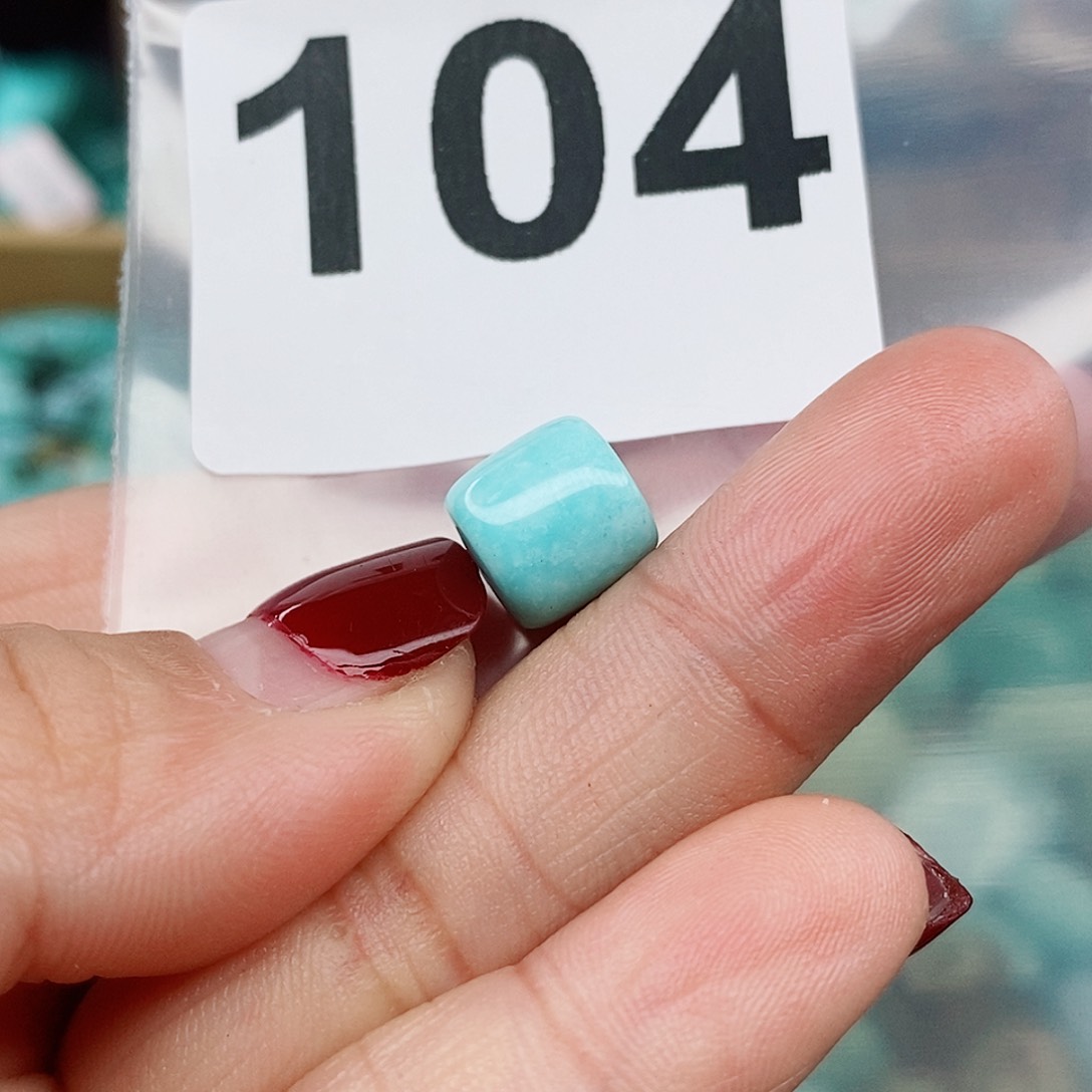 绿松石颈饰未镶嵌