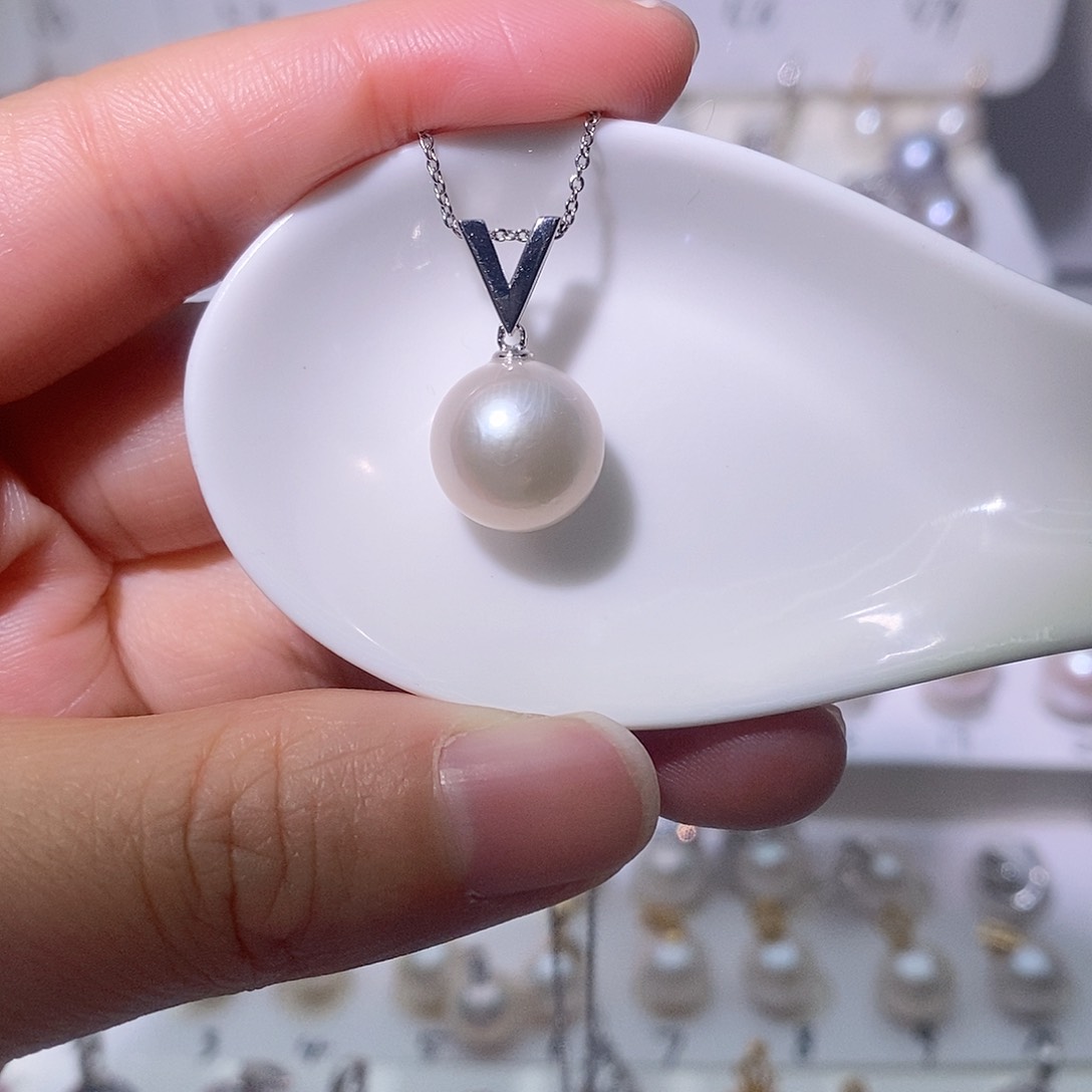 淡水珍珠吊坠(赠链)银S925镶嵌尺寸11/12毫米