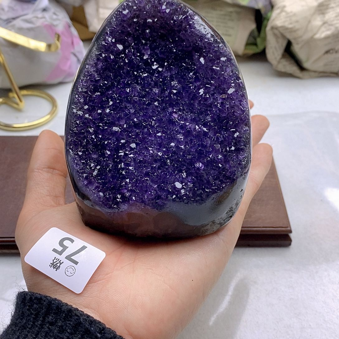 紫晶大型摆件（非配饰）未镶嵌