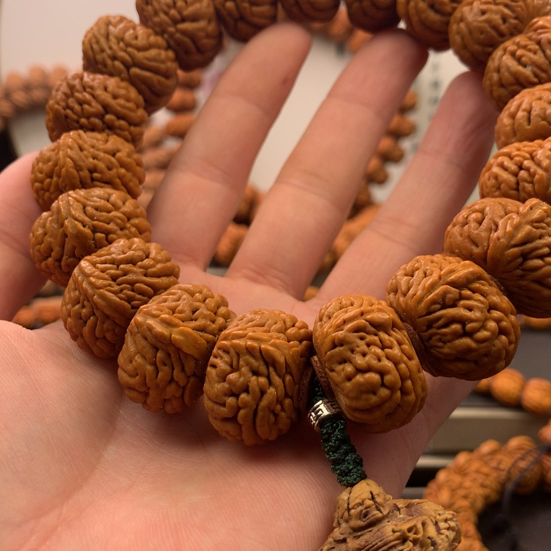 【闪购商品】桃核手串26麒麟手持