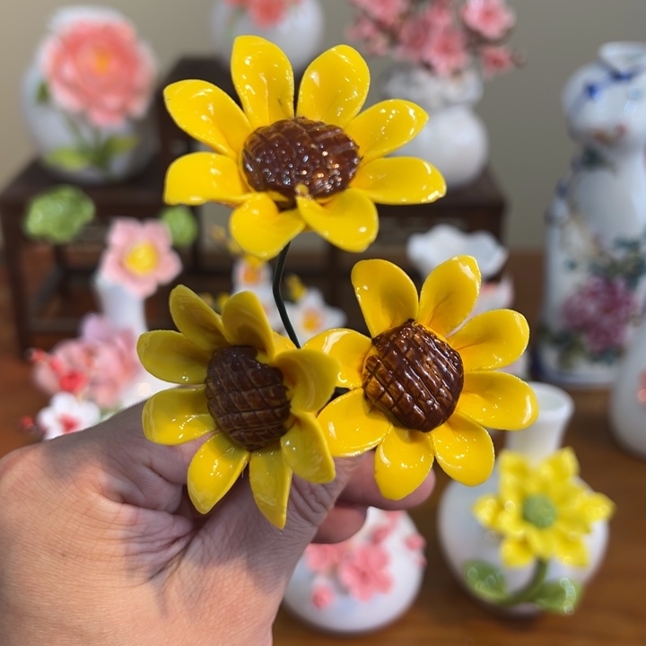 手工精致陶瓷摆件