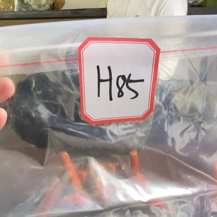 用***3蛇纹石玉未镶嵌珠宝奇石