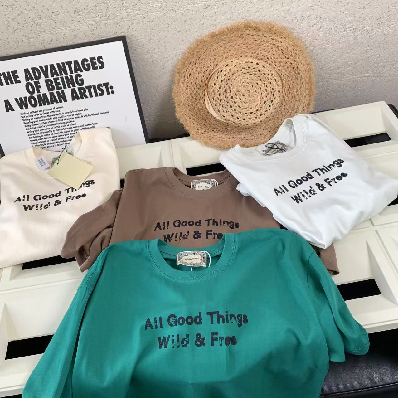 『雨美 Show』8135夏季时尚字母T恤咖色