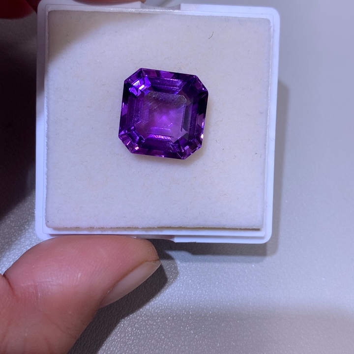 紫晶裸石未镶嵌裸石21克拉以上