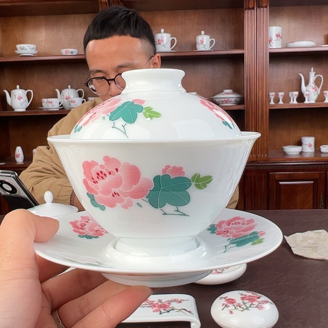 瓷红芙蓉对花三才盖碗