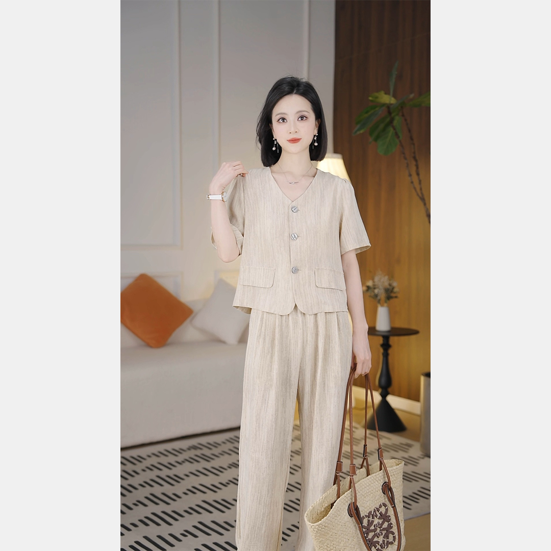 无品牌杰出设计定制小西装套装