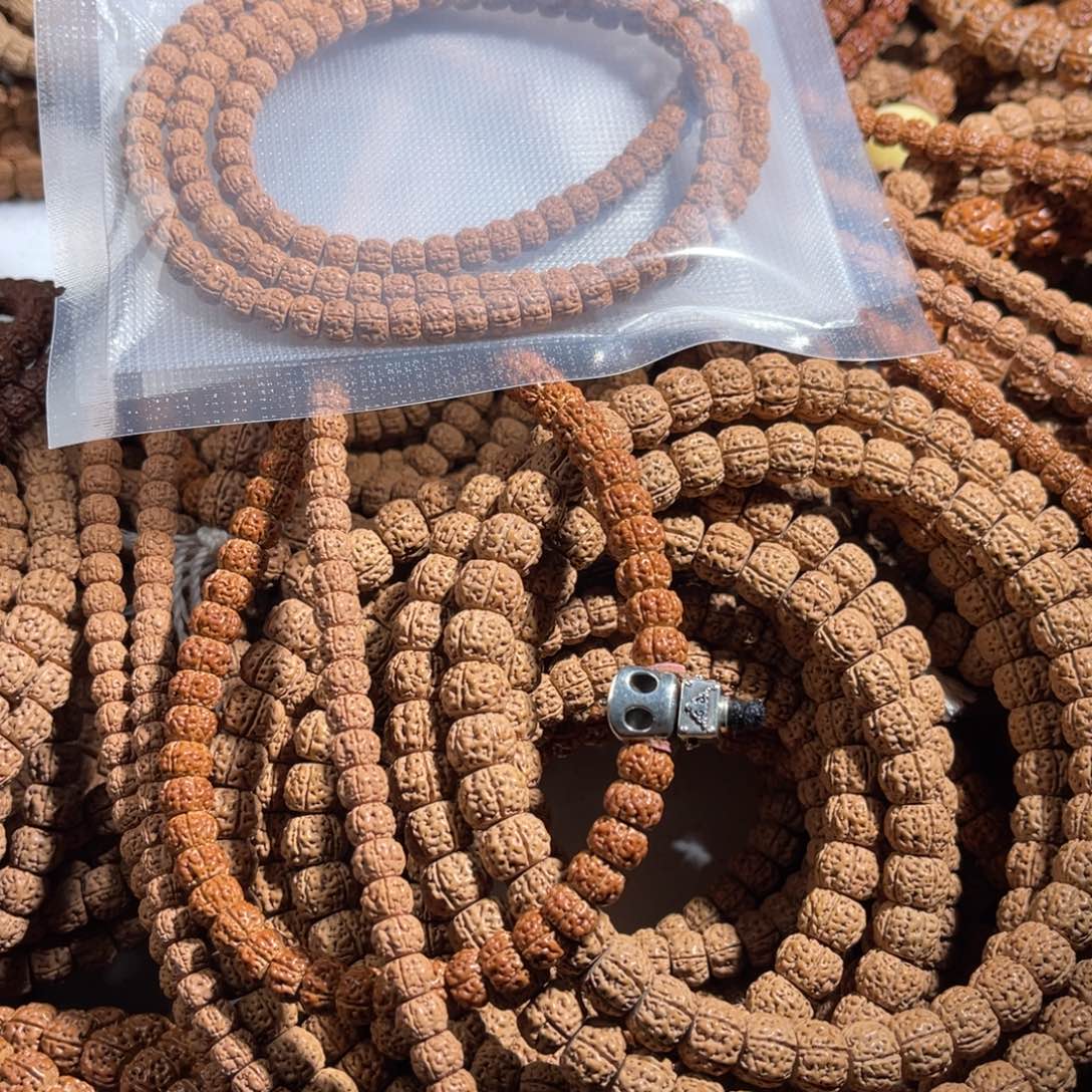 金刚菩提手串一****字金刚菩提