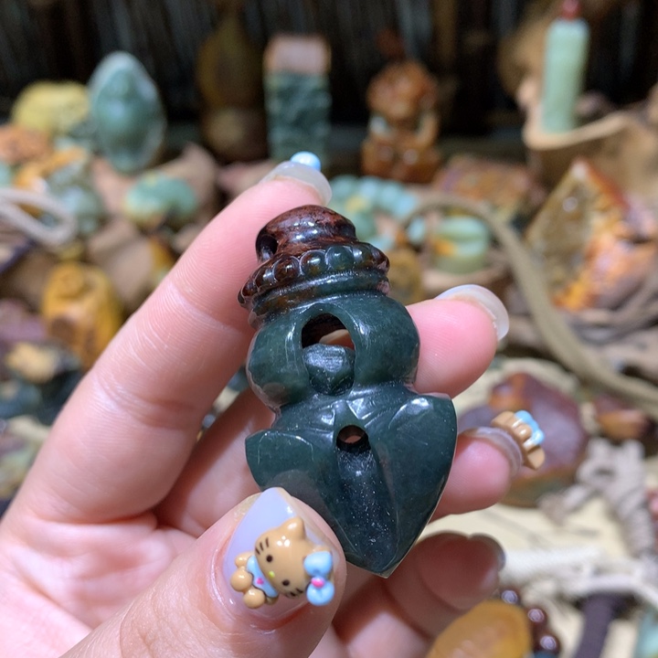 岫岩河磨玉（透闪石质玉）挂件未镶嵌