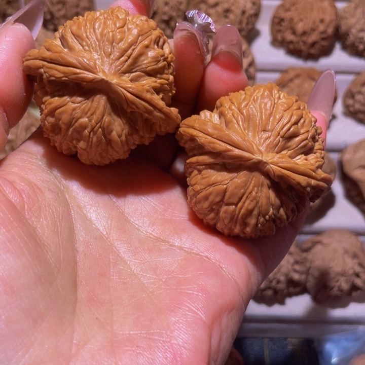 【闪购商品】文玩核桃吊坠梦*?白狮子