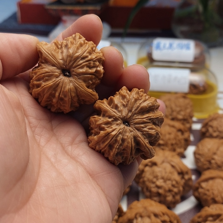文玩核桃吊坠桥****沉血麒麟36尺