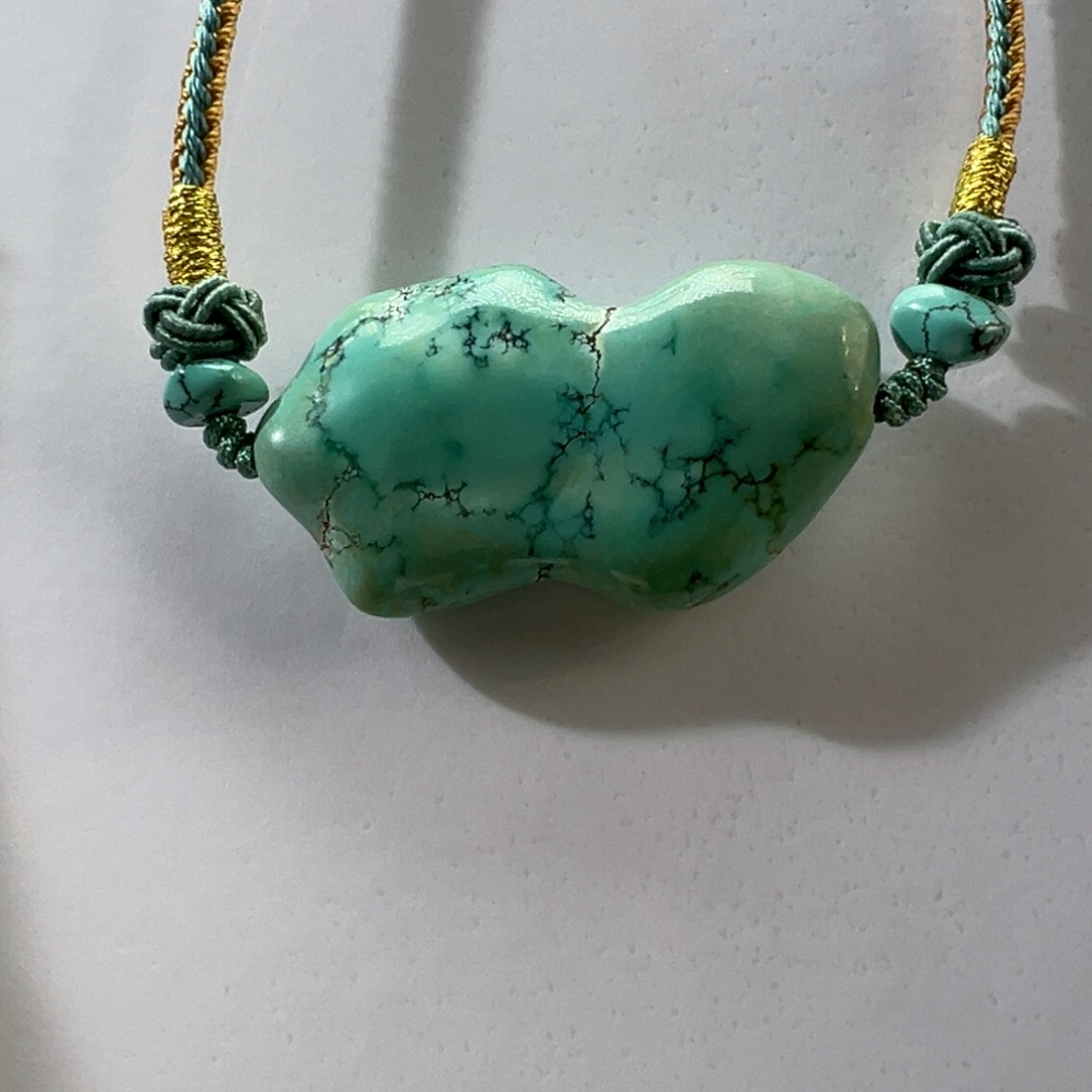 绿松石未镶嵌挂件