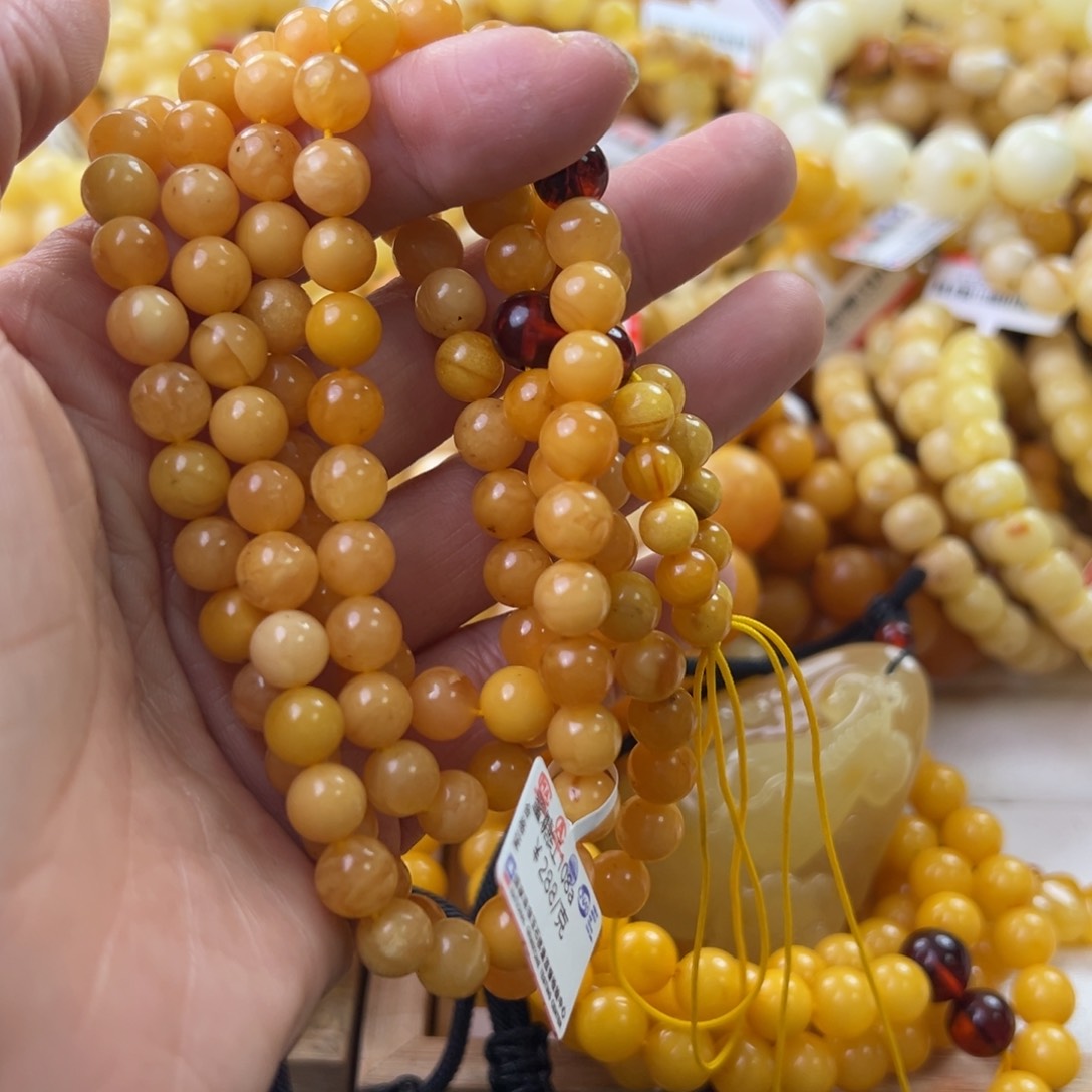 琥珀珠宝奇石未镶嵌