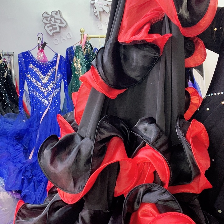 交谊舞等多种舞蹈形式在