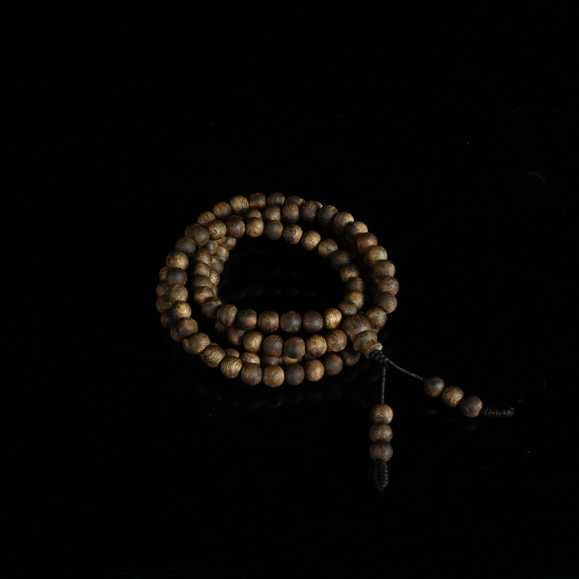 1336 柬埔寨软油虫漏沉香念珠 0.62cm  11.79g