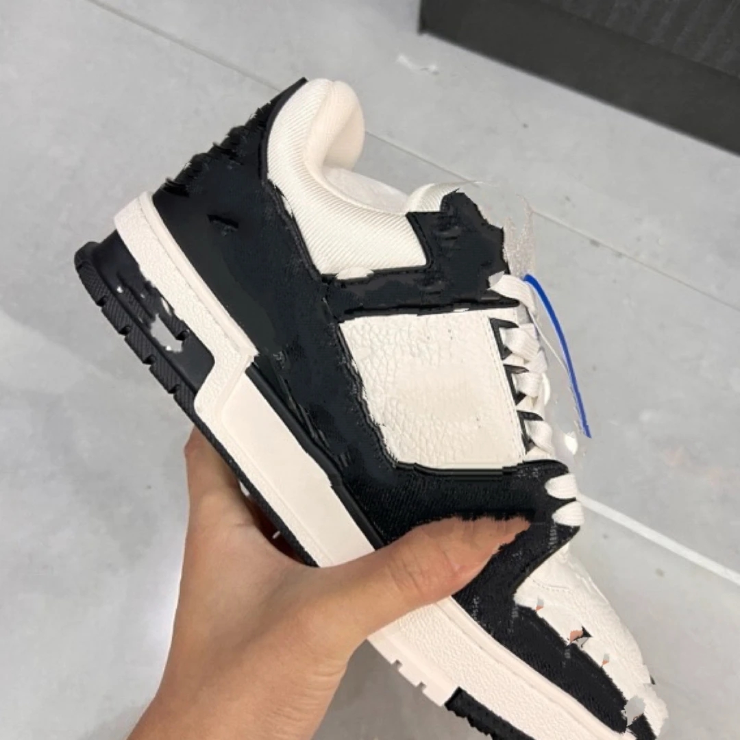 新款男士时尚百搭小板鞋