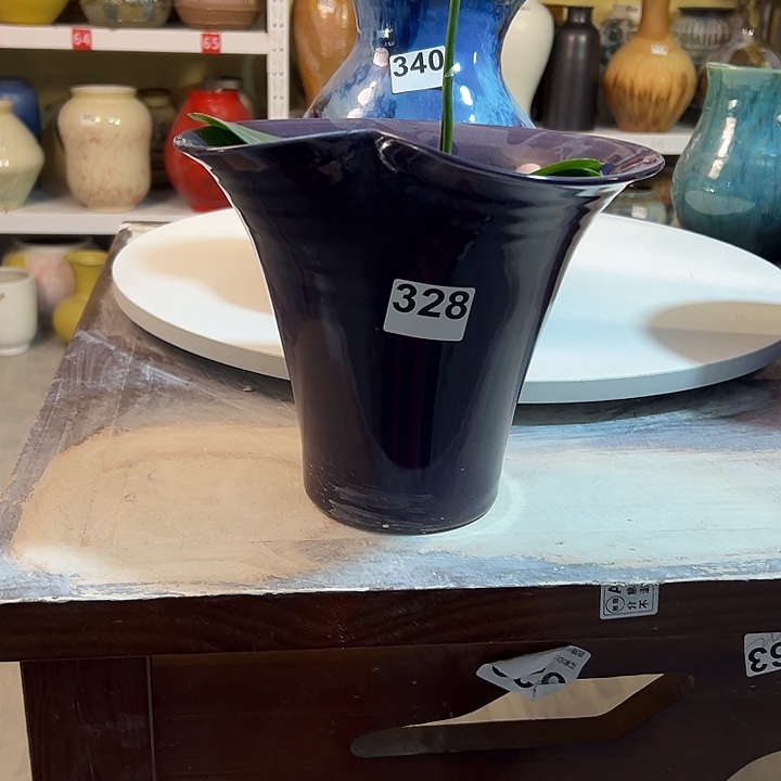 欣***宝花瓶白泥口15，高19，328，摆件