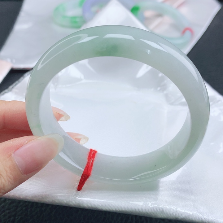 翡翠未镶嵌手镯缅甸58冰润轮胎