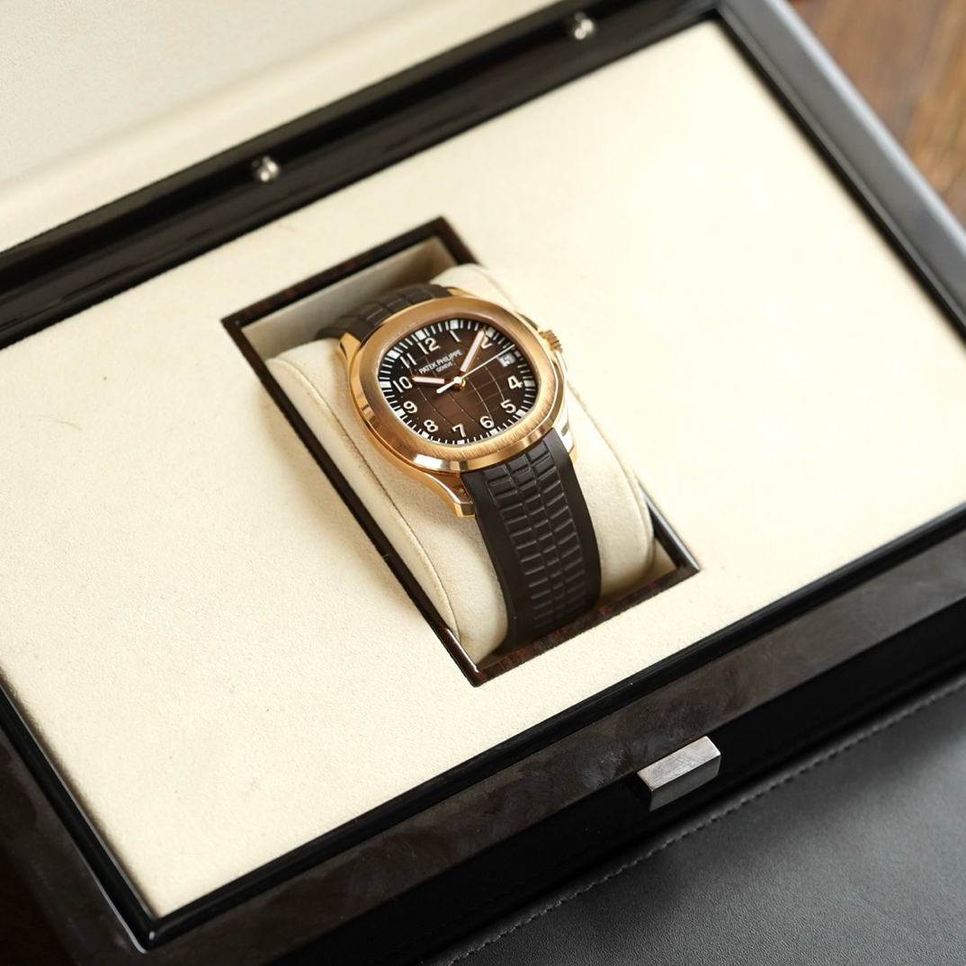 99新 Patek Philippe/百达翡丽 型号5167R-001 单表